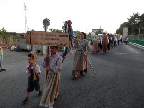 GRUPO DE DAN&Ccedil;AS E CANTARES DE CONSTANTIM